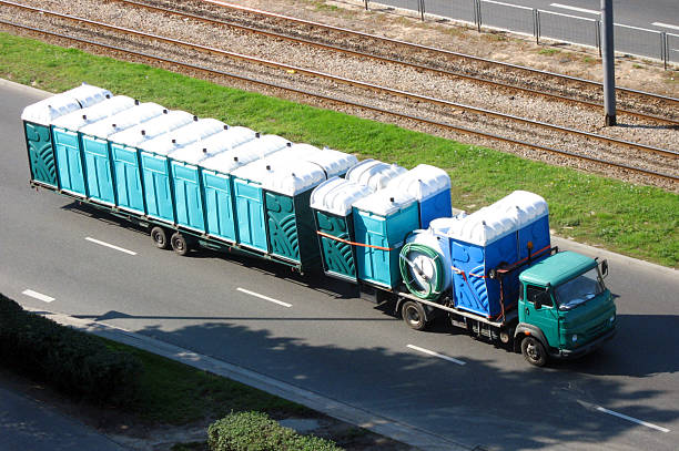 Best Porta potty rental near me  in Painesville, OH